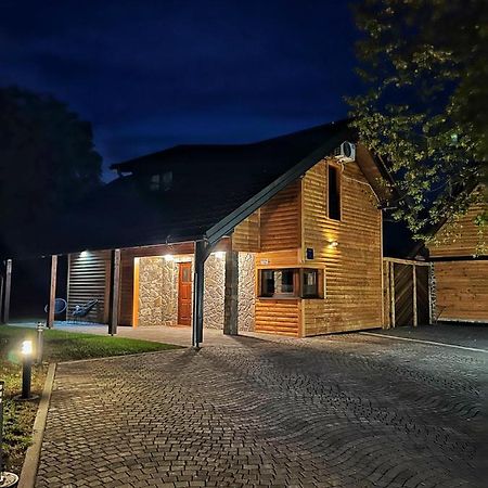 Senjska Villa Josipdol Eksteriør billede